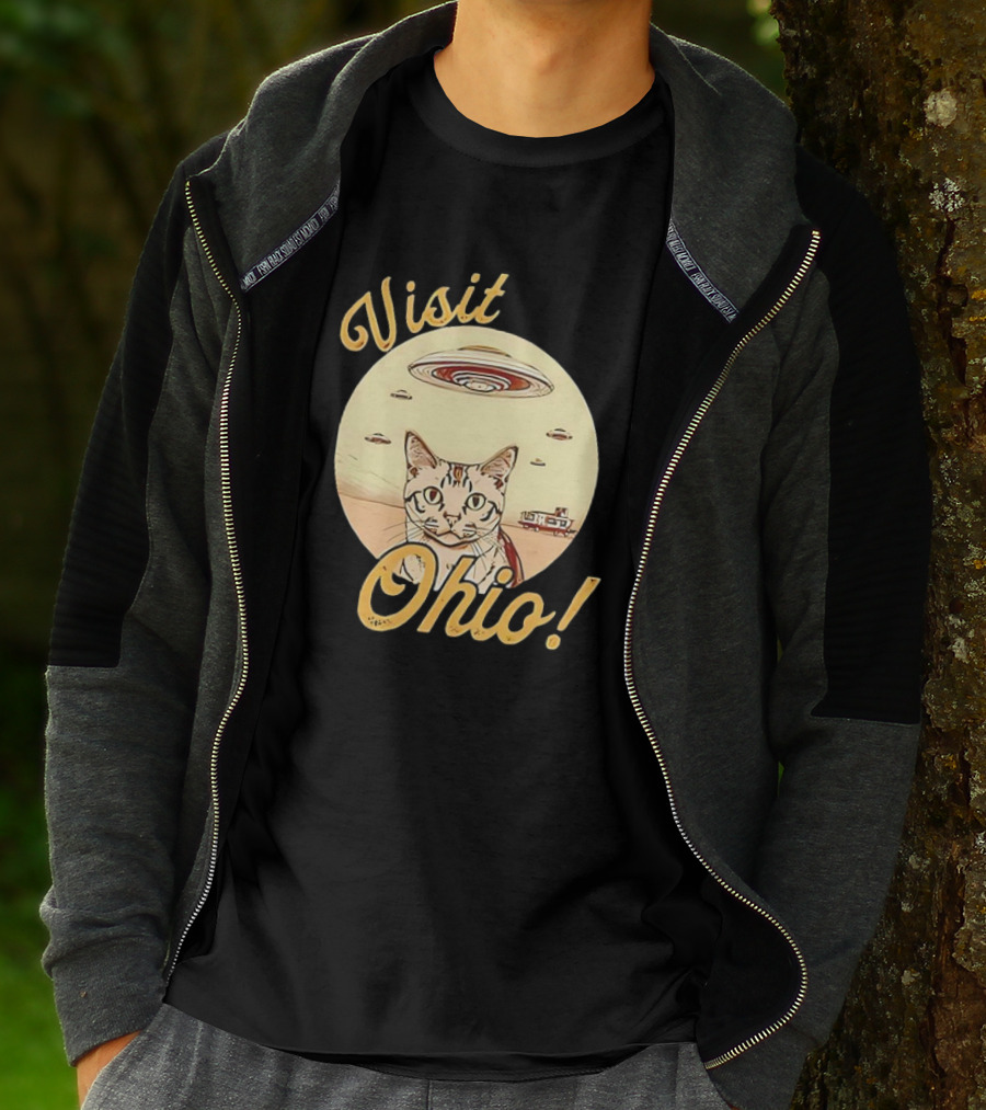 Visit Ohio Cat UFO Alien Spaceship Adventure T-Shirt