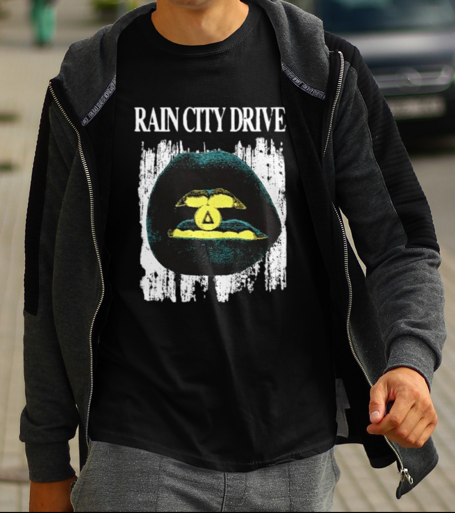 Rain City Drive Lips Neon Symbol T-Shirt