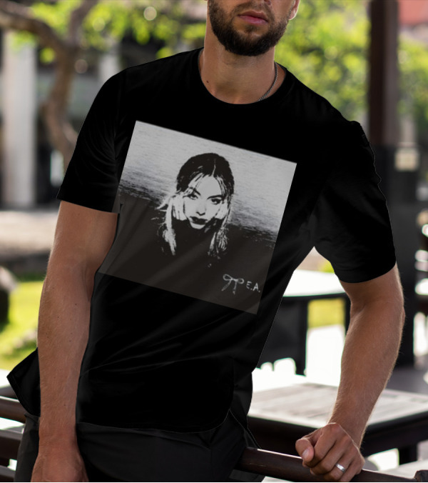 Eileen Alister The Alister E.A. Monochrome T-Shirt