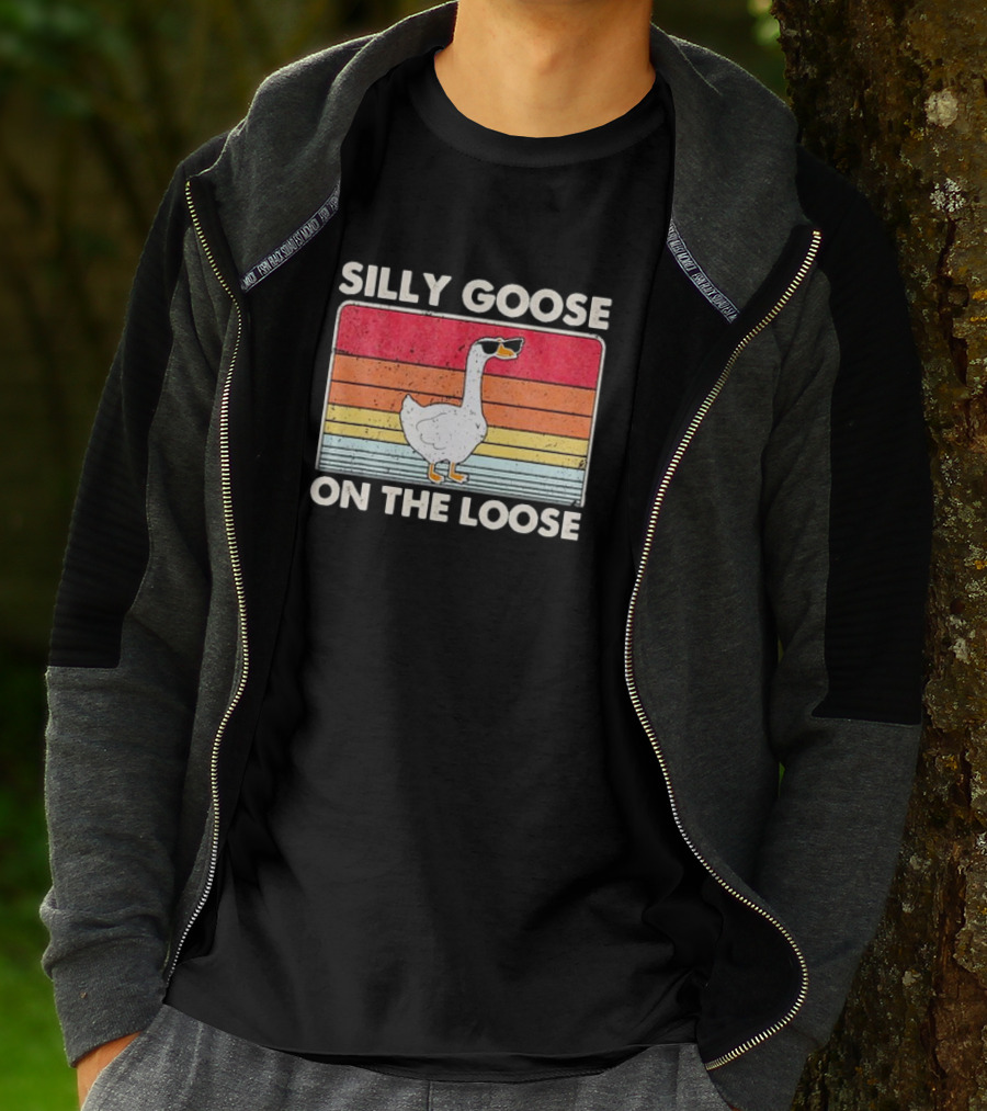 Silly Goose On The Loose Retro Sunglasses Vintage Stripes T-Shirt
