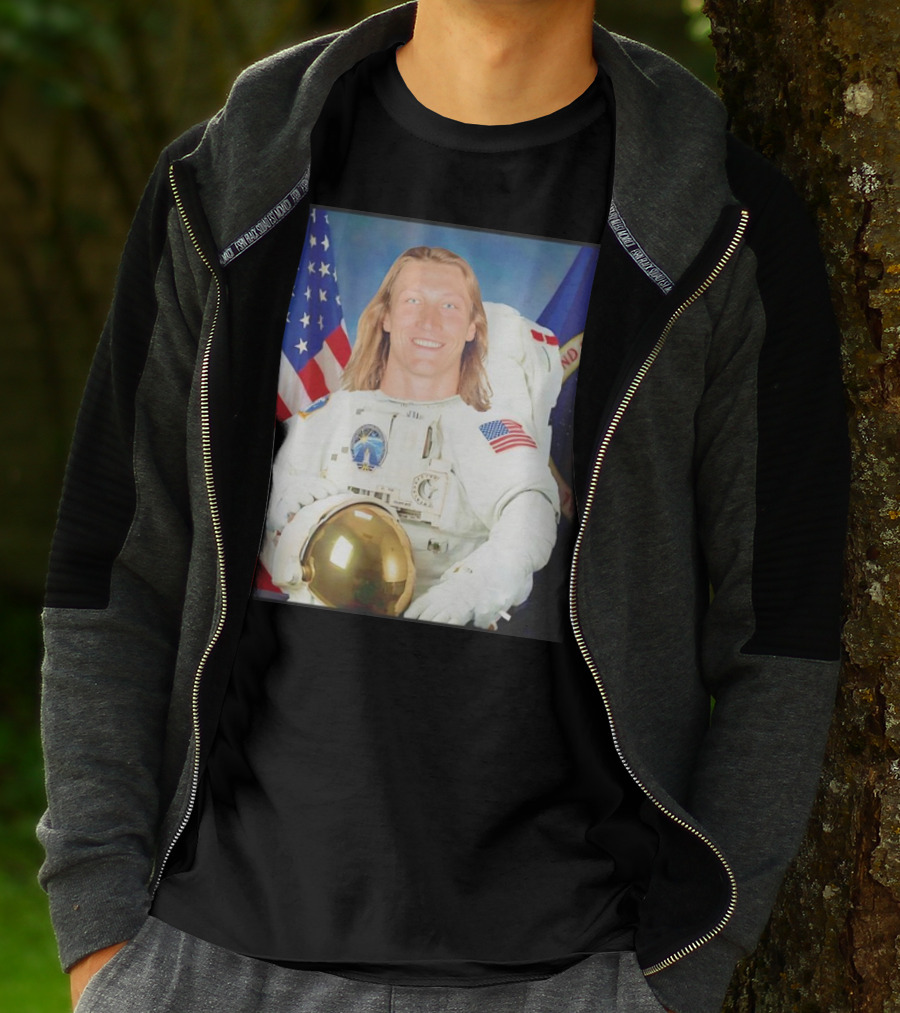 Trevor Lawrence Jacksonville Jaguars Win A Game Or Go To The Moon Astronaut USA Flag T-Shirt