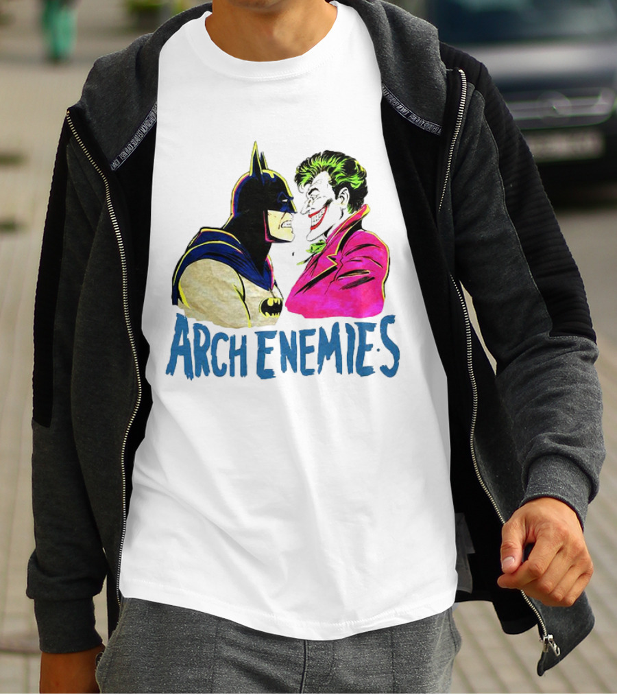 Batman Joker Arch Enemies Comics Face-Off Iconic Showdown T-Shirt