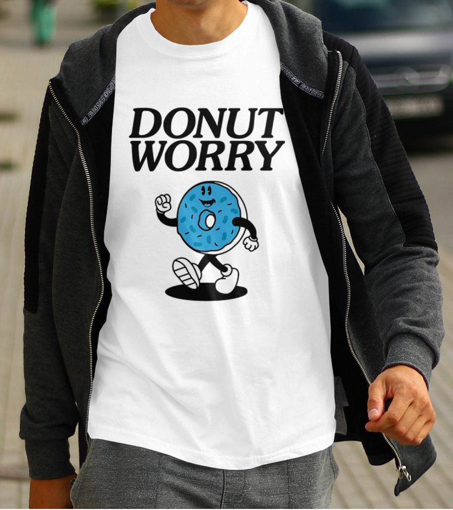 DONUT WORRY Smiley Face Walking Doughnut Character T-Shirt