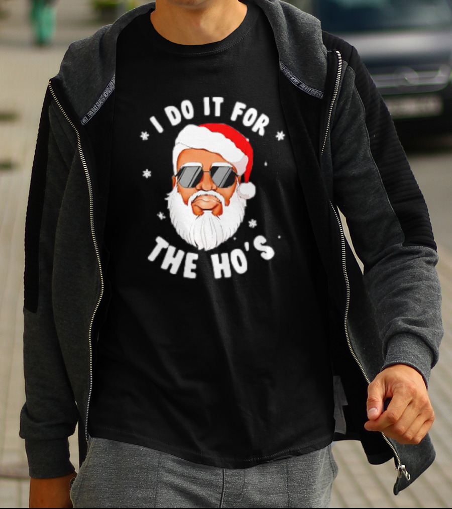 I Do It For The Ho's African American Santa Christmas Black T-Shirt