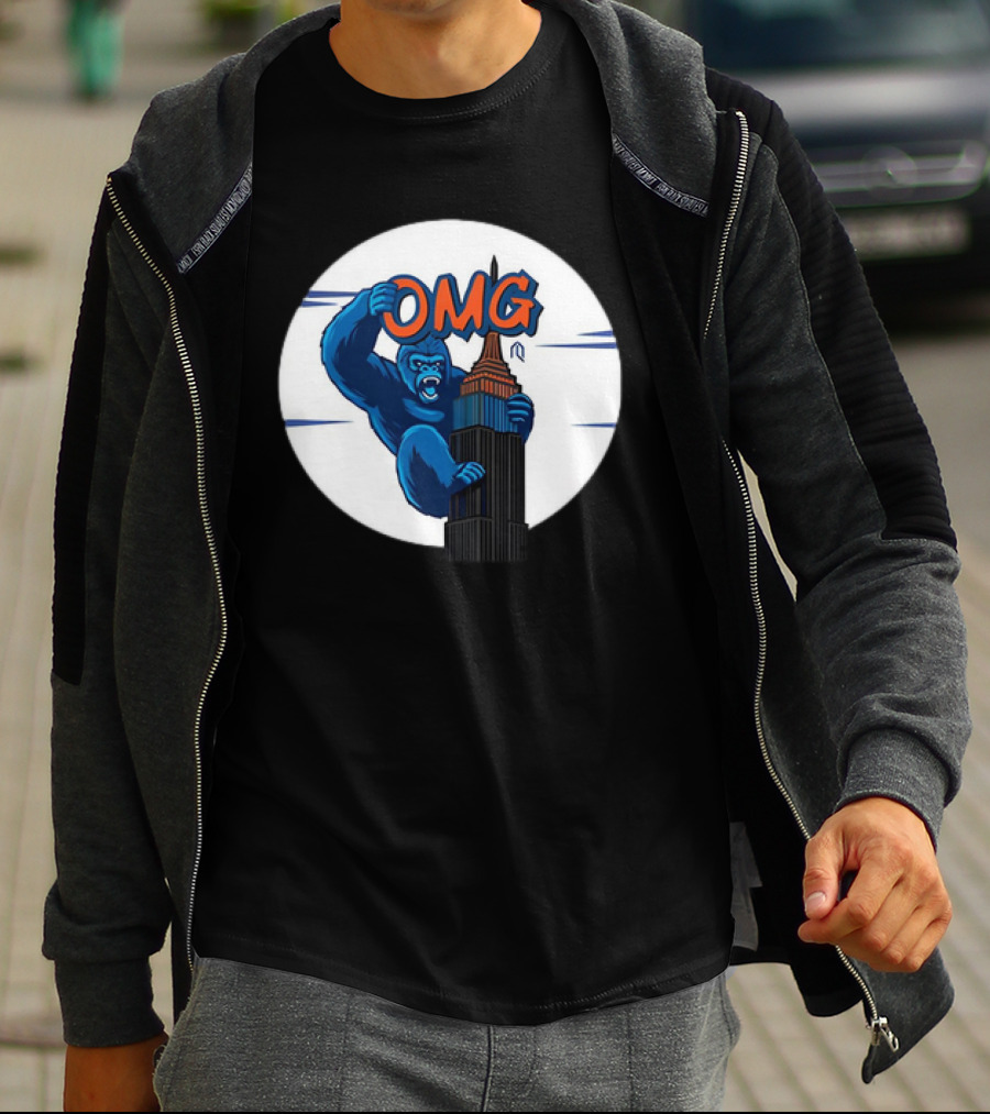 King Kong OMG Empire State Building New York Met T-Shirt