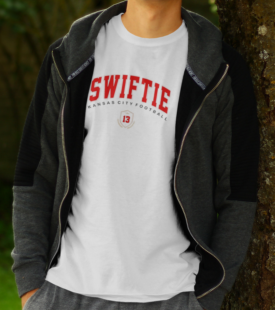 Swiftie Kansas City Football 13 Red Shield T-Shirt