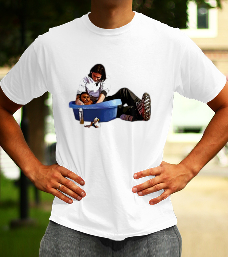 Leo And Yamal Iconic Picture Leo’s Blessing To The New Football Legend T-Shirt