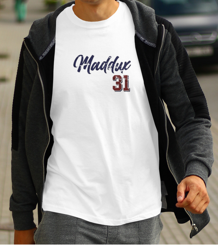 Greg Maddux 31 Chicago Baseball Script T-Shirt