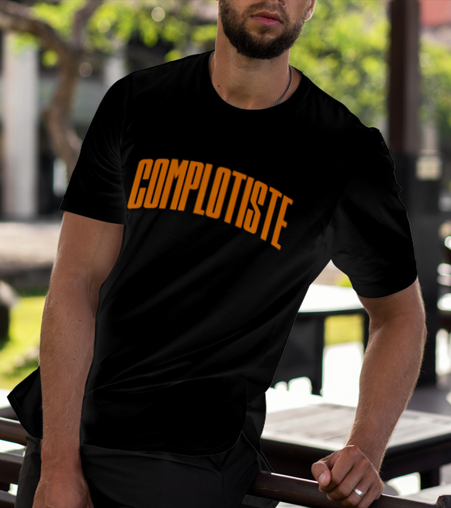 Complotiste Bold Text Booba Merch T-Shirt