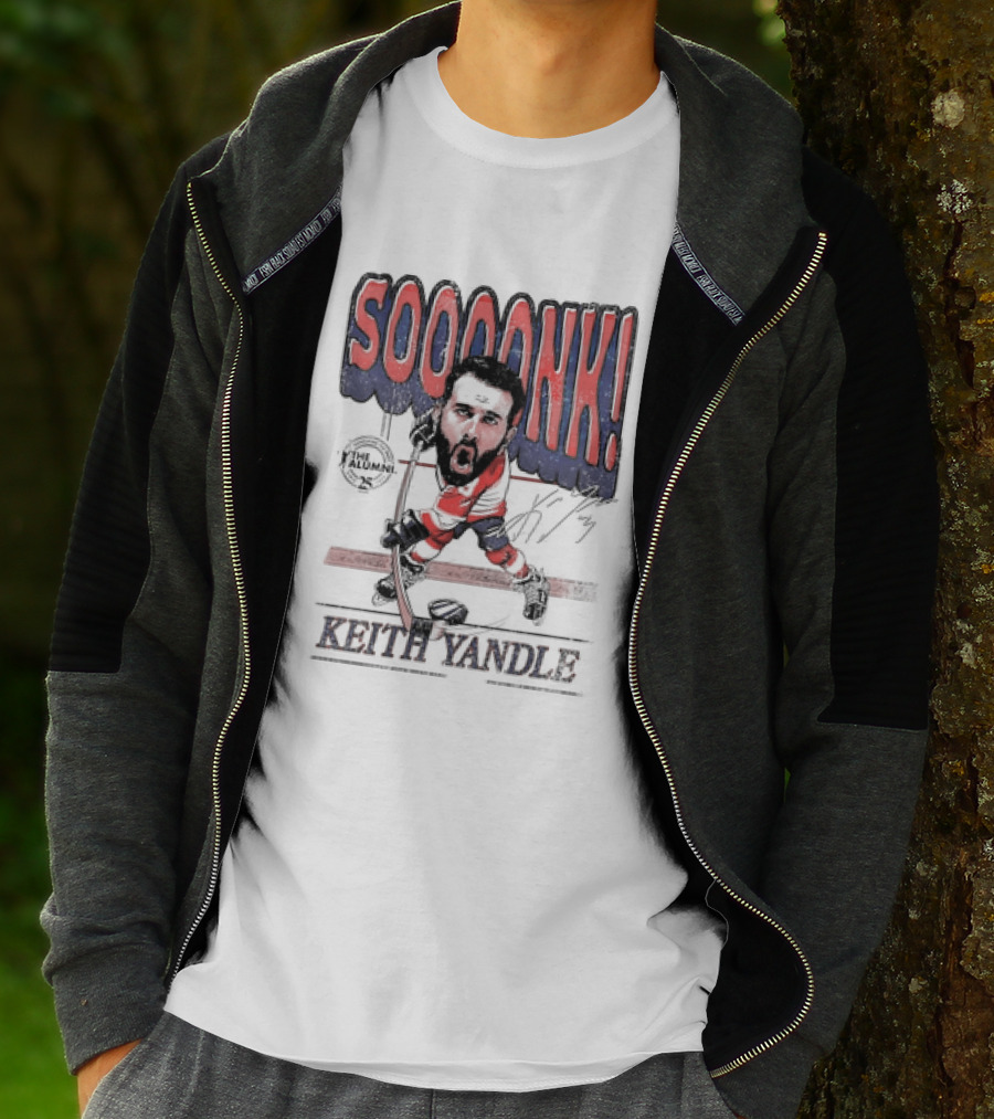 SOOOOONK Keith Yandle Philadelphia Flyers The Alumni Signature Caricature T-Shirt
