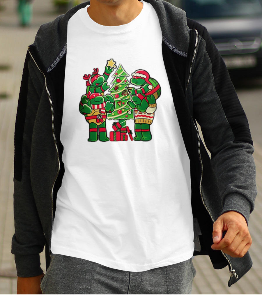 Cozy Xmas Teenage Mutant Ninja Turtles Christmas Tree Decorating Scene T-Shirt