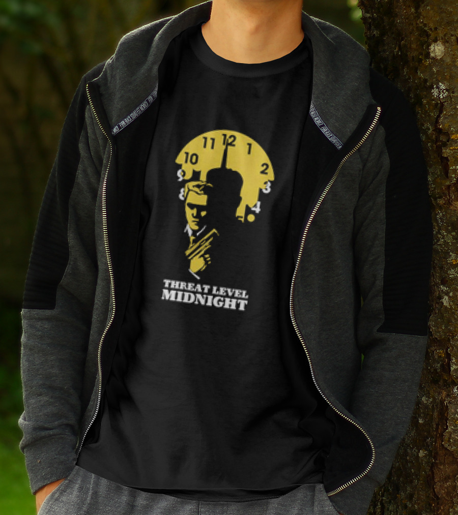 Threat Level Midnight The Office Clock Face T-Shirt