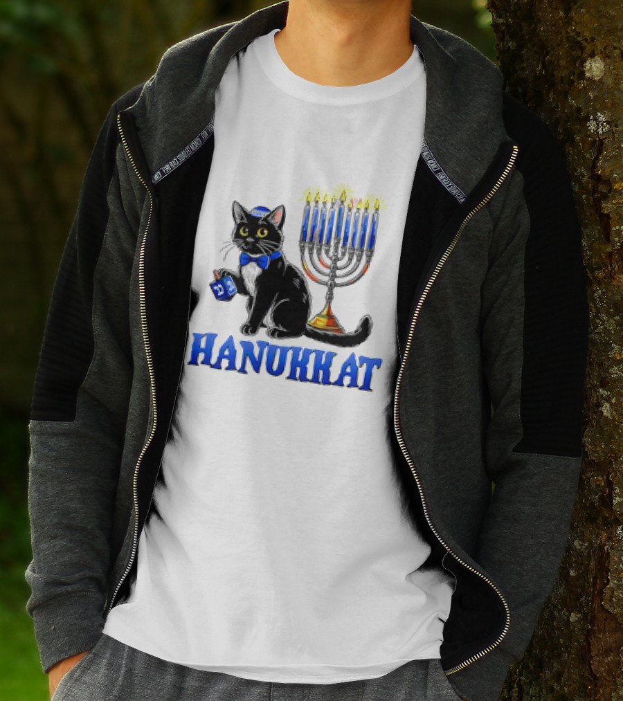Hanukkat Cute Happy Hanukkah Jewish Cat Menorah Chanukah T-Shirt