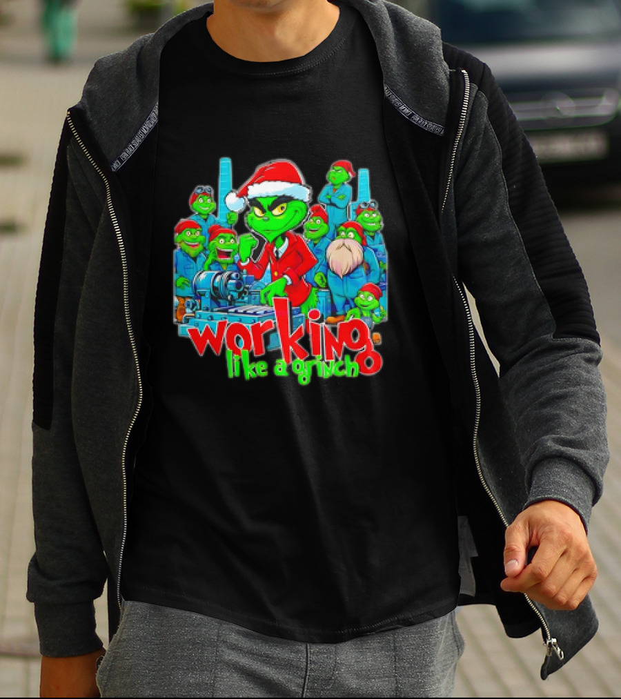 Working Like A Grinch Christmas Mechanic Santa Hat Crew T-Shirt