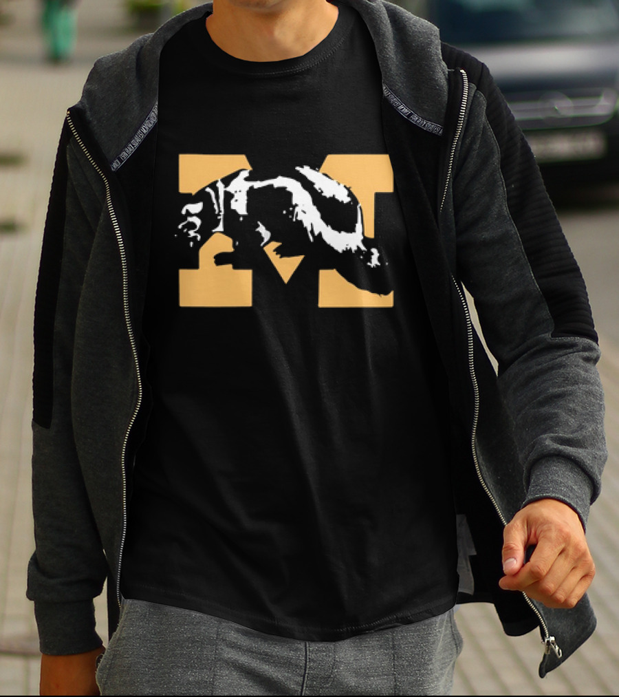 Michigan Wolverines Vintage Mascot M T-Shirt