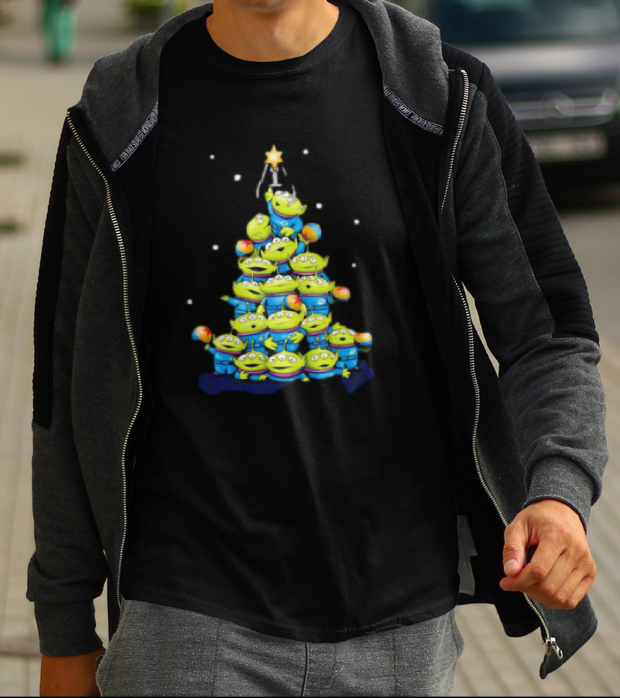 Aliens From Toy Story Forming Christmas Tree Tower With Star And Snowflakes T-Shirt