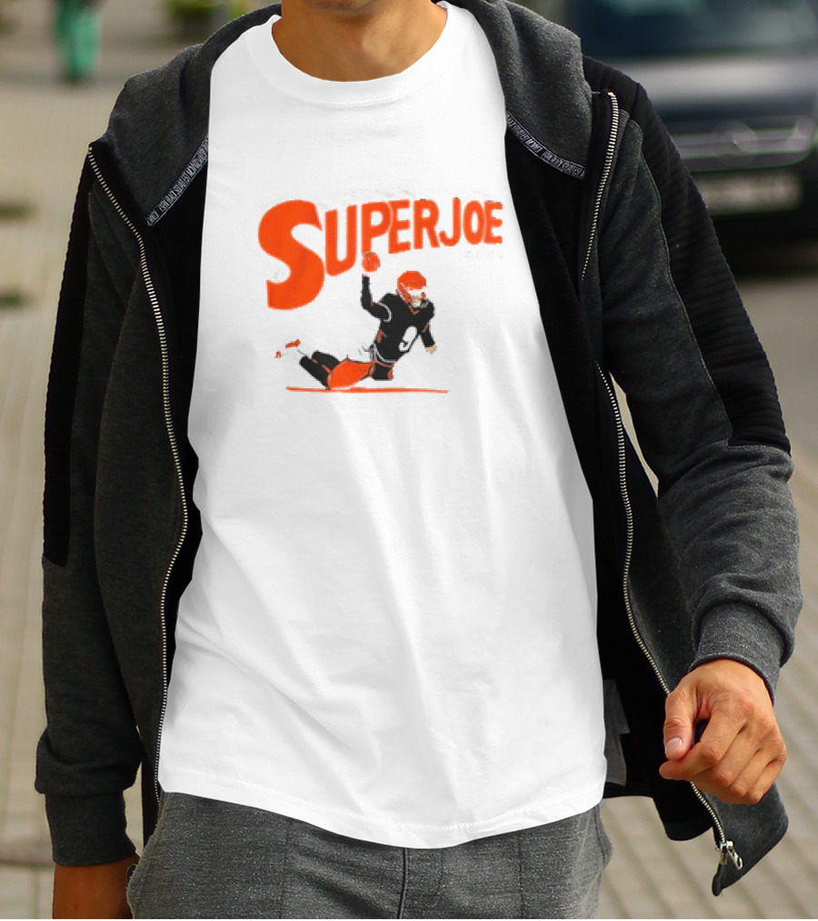 Superjoe Throw 9 Football Superstar T-Shirt