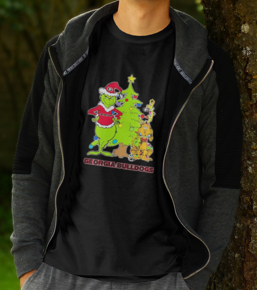 Georgia Bulldogs Grinch Christmas Tree Football T-Shirt