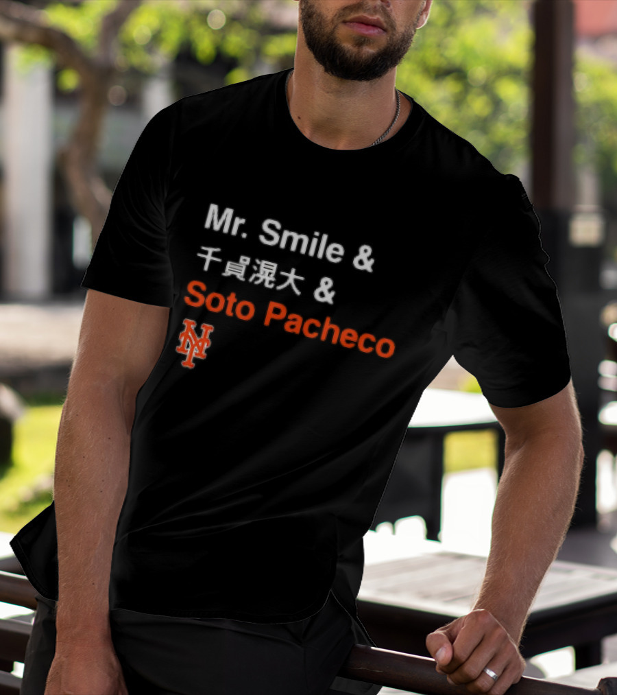 Mr. Smile New York Mets Logo Soto Pacheco T-Shirt