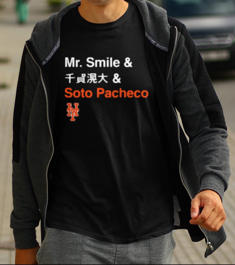 Mr. Smile New York Mets Logo Soto Pacheco T-Shirt