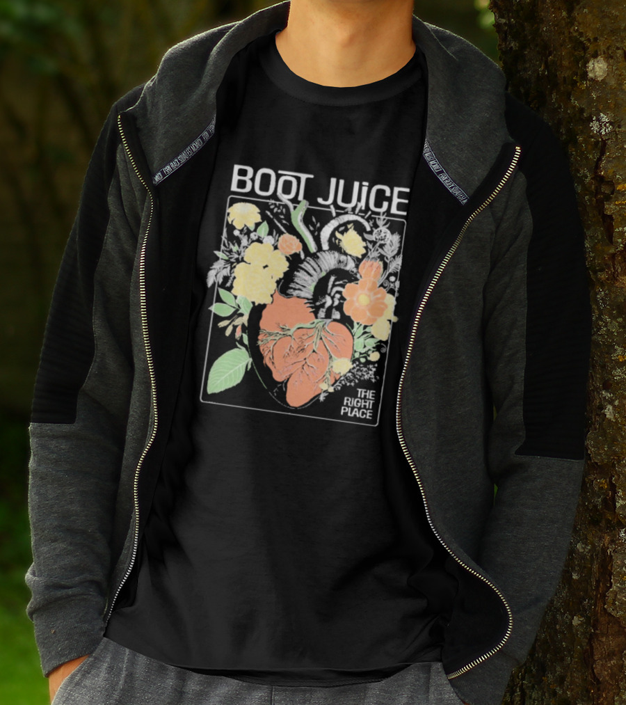 Boot Juice The Right Place Floral Heart Botanical Vintage Style T-Shirt