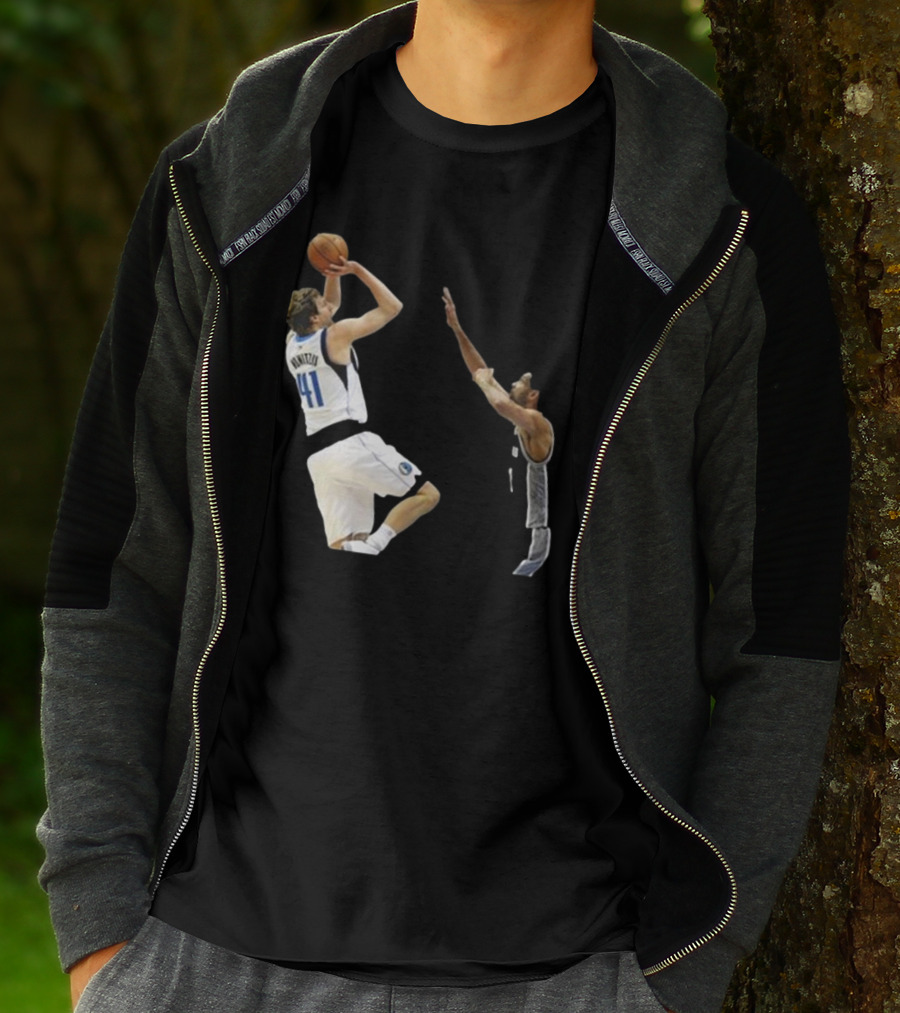 Dirk Nowitzki Fadeaway Jumper Over Tim Duncan NBA Iconic Moment T-Shirt