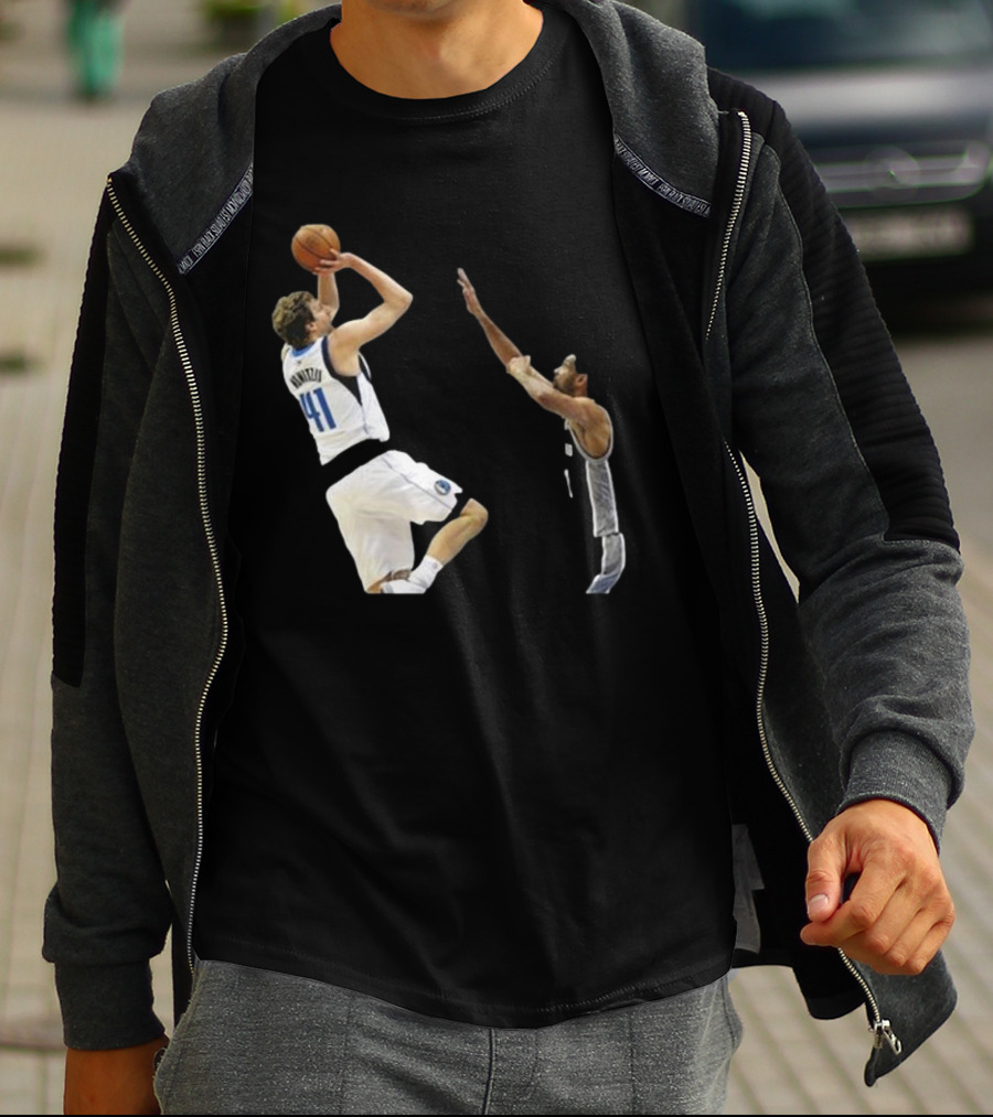 Dirk Nowitzki Fadeaway Jumper Over Tim Duncan NBA Iconic Moment T-Shirt