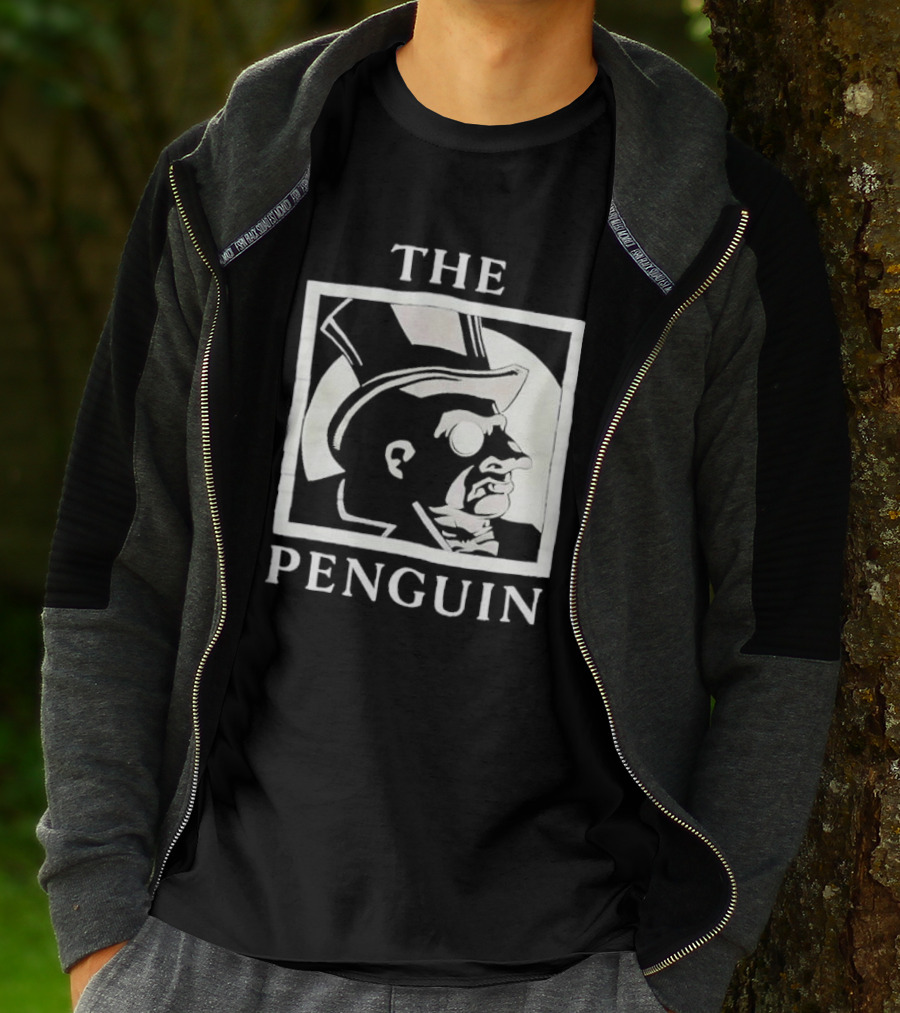 Batman Returns The Penguin Villain Silhouette Art T-Shirt