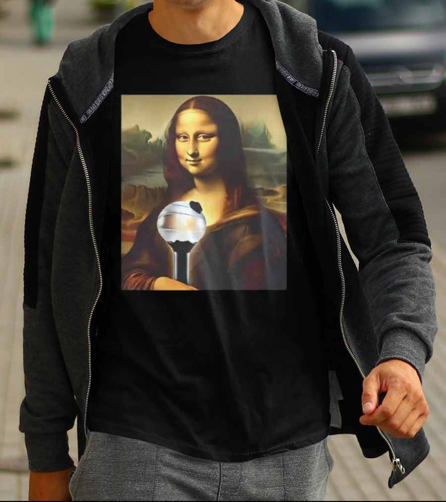 BTS J-hope Mona Lisa Holding ARMY Bomb T-Shirt