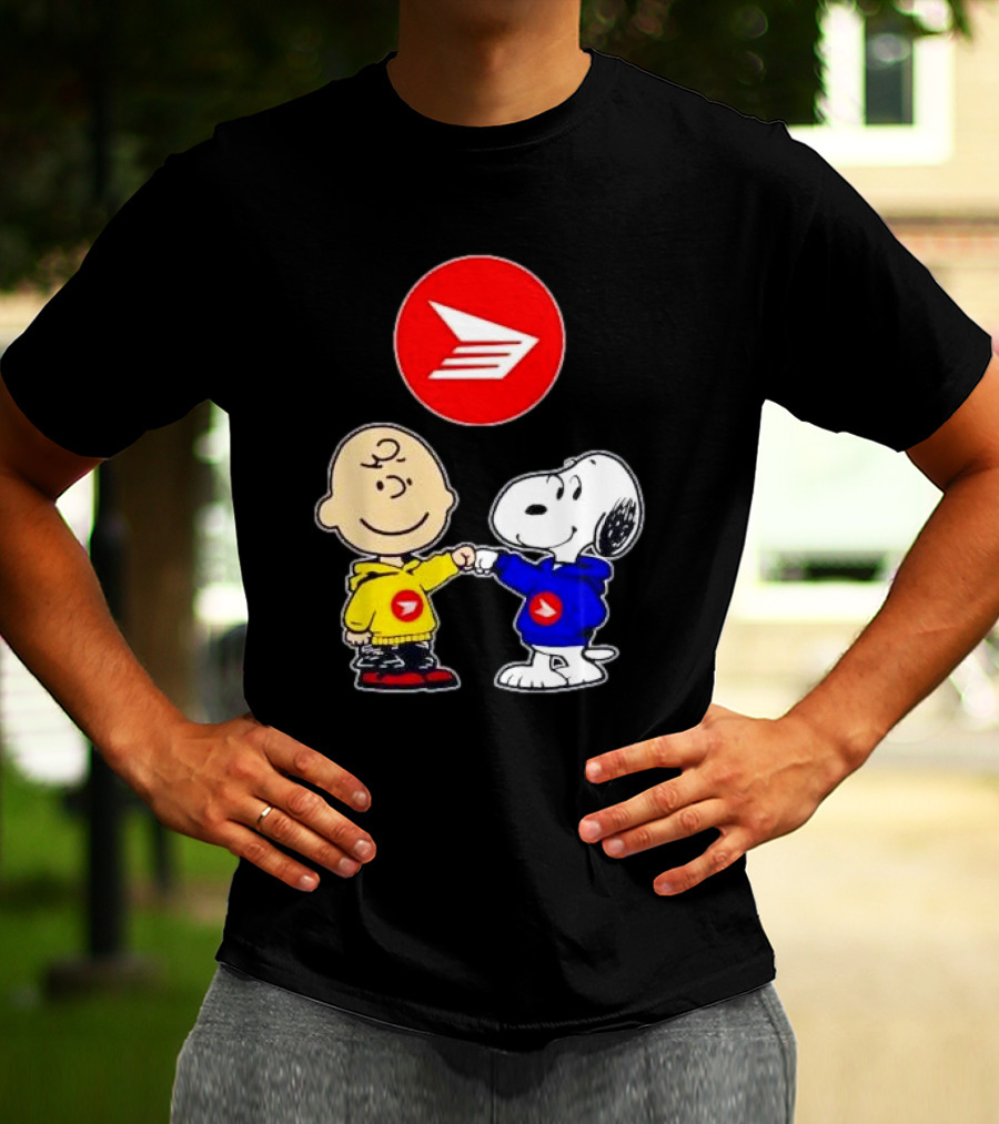 Canada Post Charlie Brown And Snoopy T-Shirt
