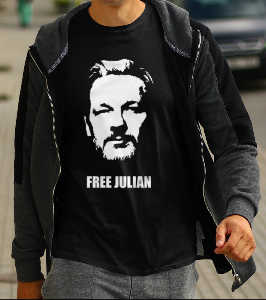 Free Julian Assange T-Shirt