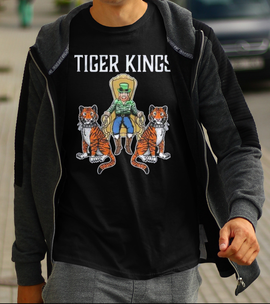 TIGER KINGS Notre Dame Fighting Irish Enthroned With Regal Tigers T-Shirt