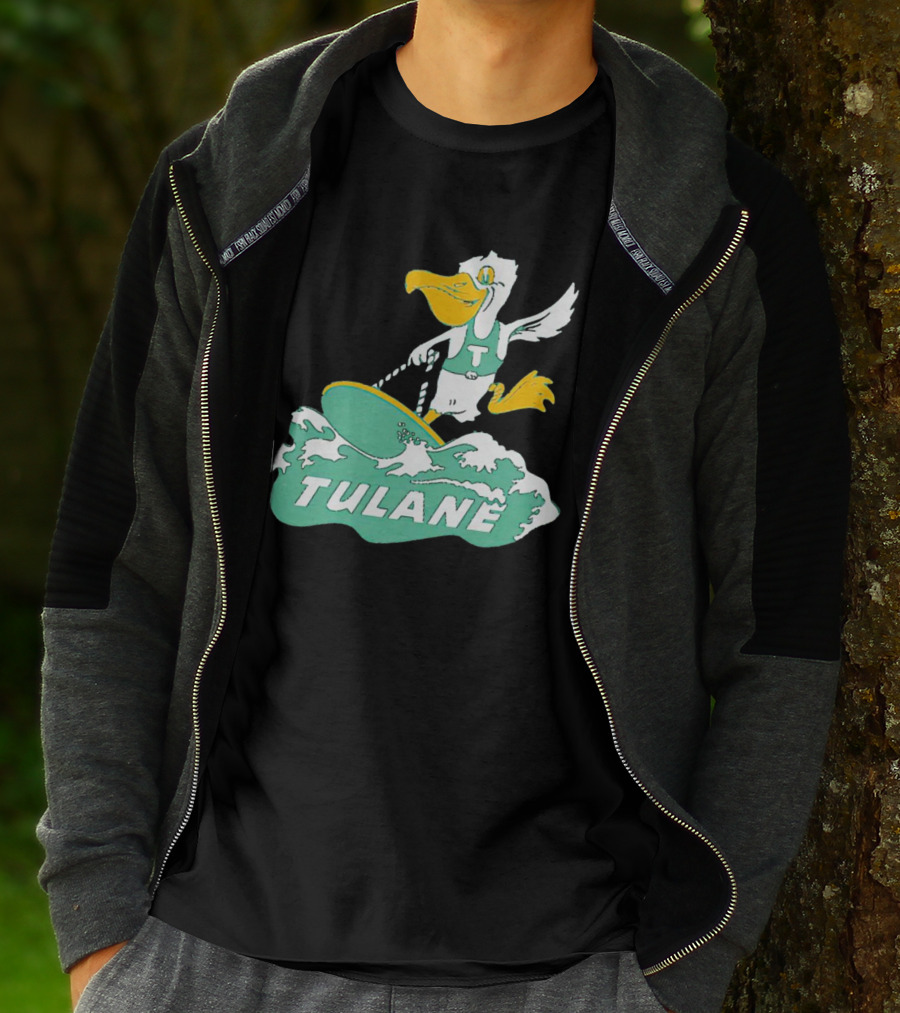 Tulane Green Wave Surfing Pelican Vintage T-Shirt