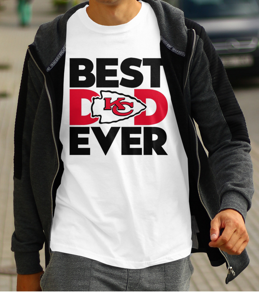 Best Dad Ever Kansas City Chiefs NFL Fan T-Shirt