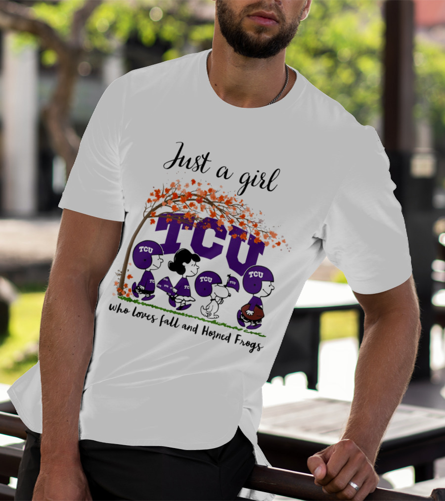 Just A Girl Who Loves Fall TCU Horned Frogs Peanuts Cartoon T-Shirt