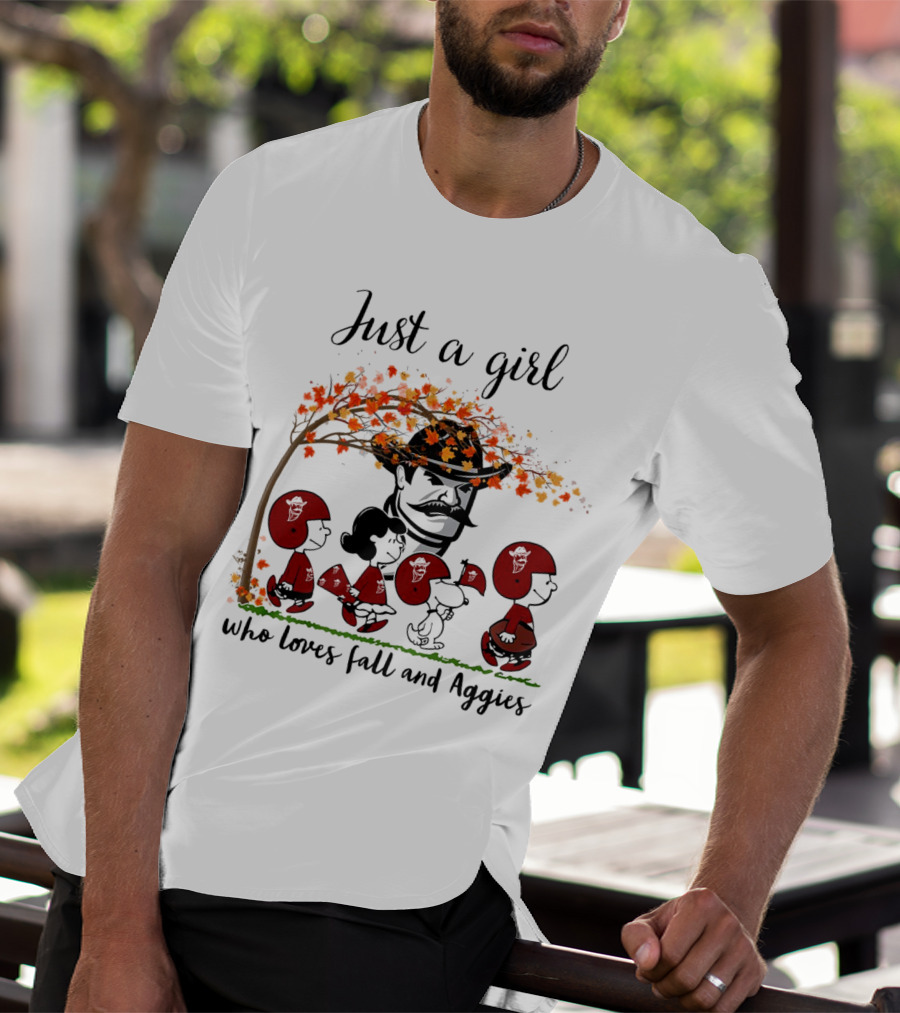 Just A Girl Who Loves Fall And Aggies Peanuts Cartoon T-Shirt
