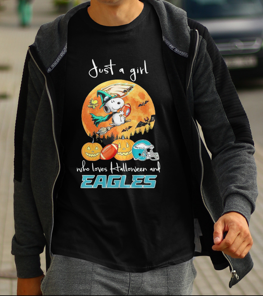 Just A Girl Who Loves Halloween And Philadelphia Eagles Snoopy T-Shirt