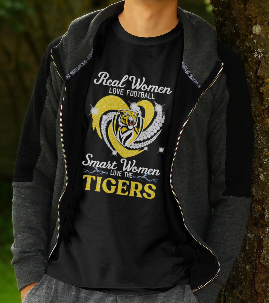 Real Women Love Football Smart Women Love The Richmond Tigers T-Shirt