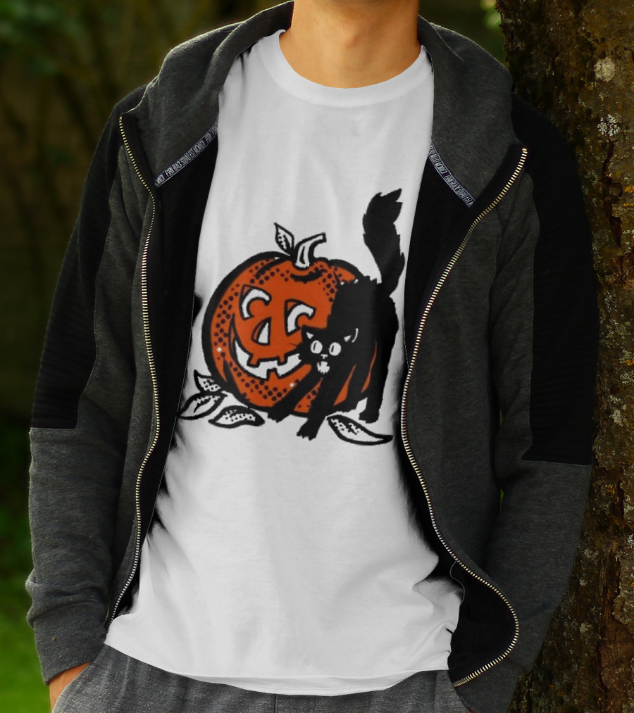 Vintage Halloween Pumpkin And Black Cat T-Shirt