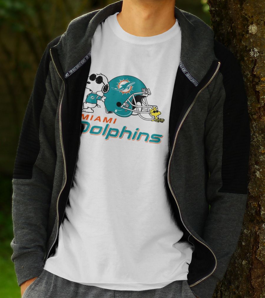 Miami Dolphins Snoopy And Woodstock Football Helmet T-Shirt