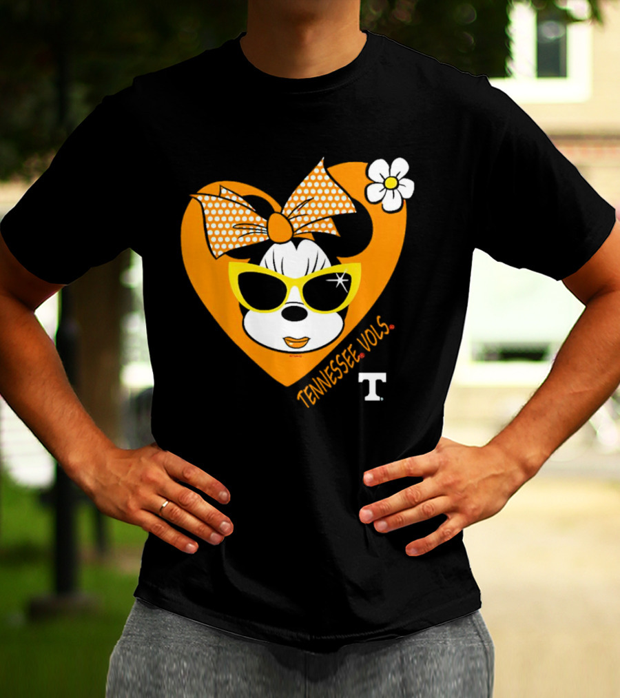 Minnie Mouse Tennessee Vols Heart And Sunglasses Fan T-Shirt