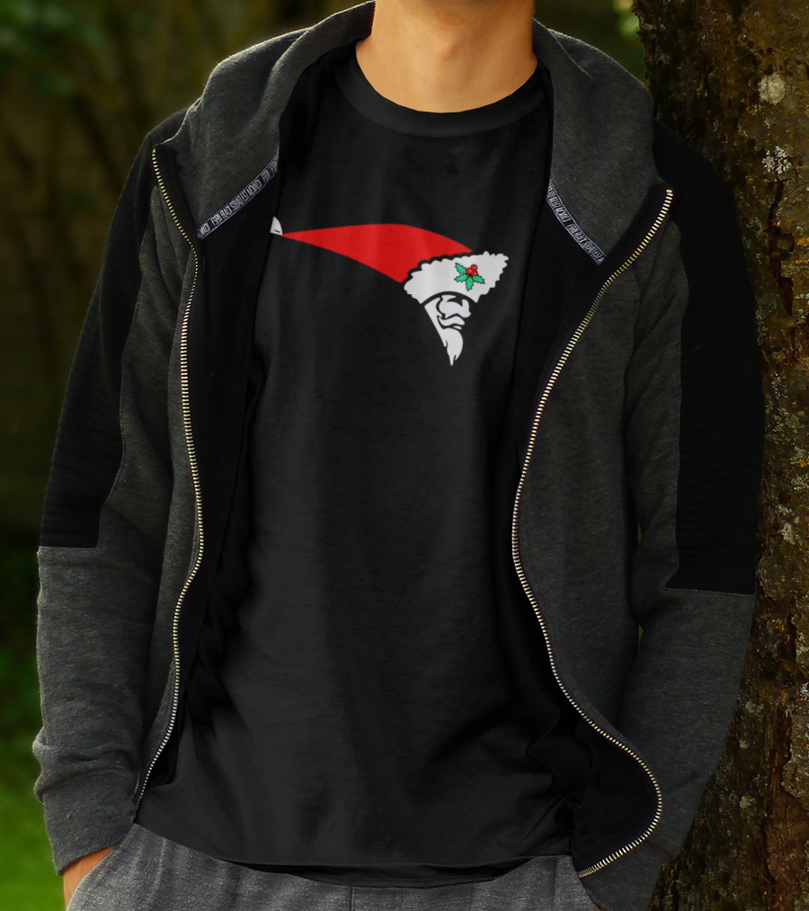 New England Patriots Santa Hat Christmas Day T-Shirt