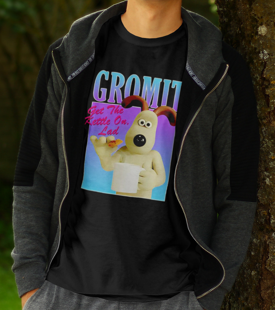 Gromit Get The Kettle On Lad With Tea And Biscuit T-Shirt
