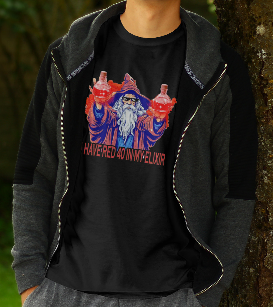 I HAVE RED 40 IN MY ELIXIR Wizard Holding Red Potion Flask T-Shirt