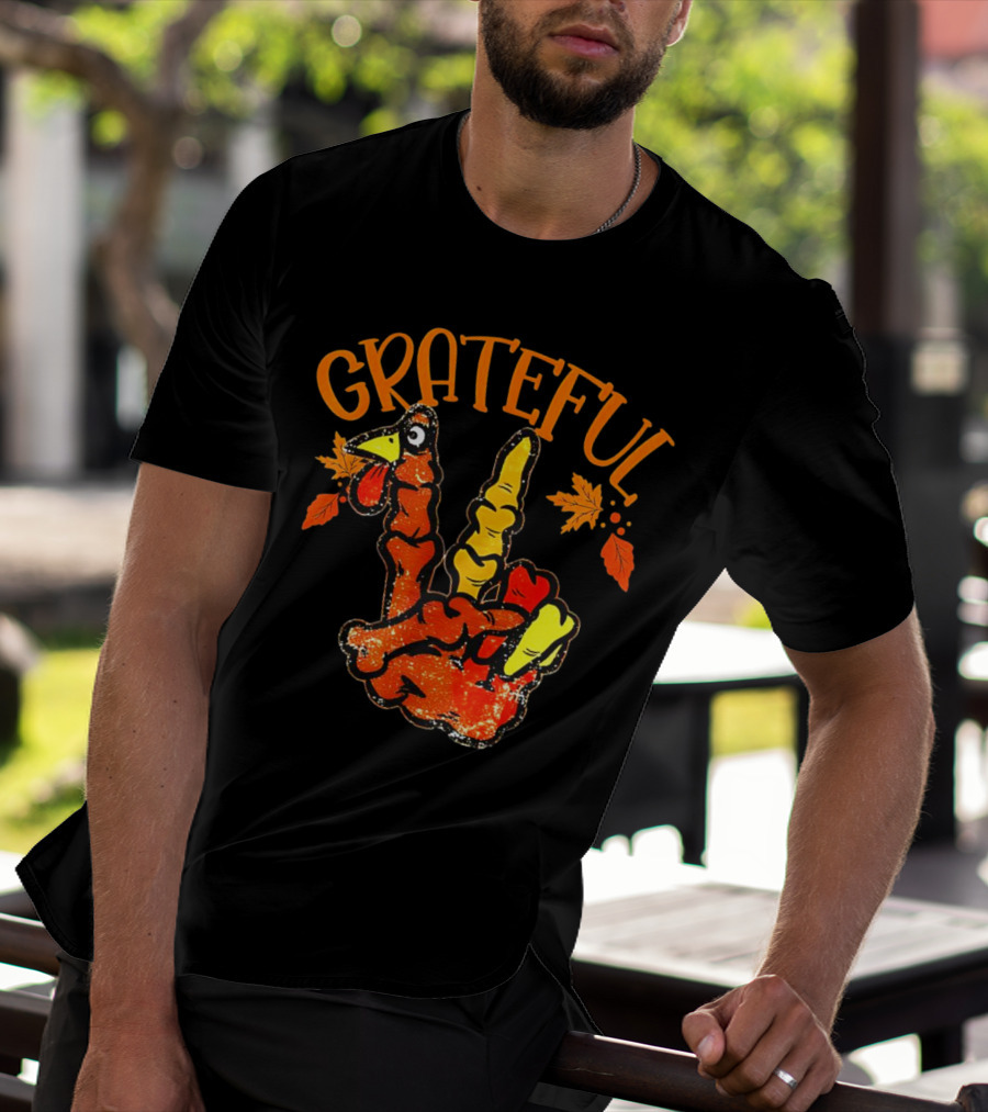 Grateful Thanksgiving Turkey Peace Hand Sign With Autumn Leaves T-Shirt