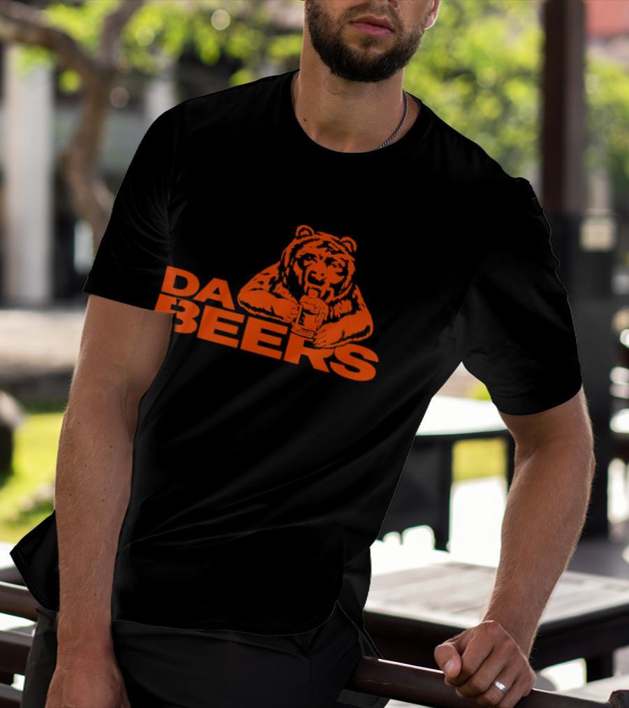 Da Beers Chicago Bears Football Beer Drinking Bear T-Shirt