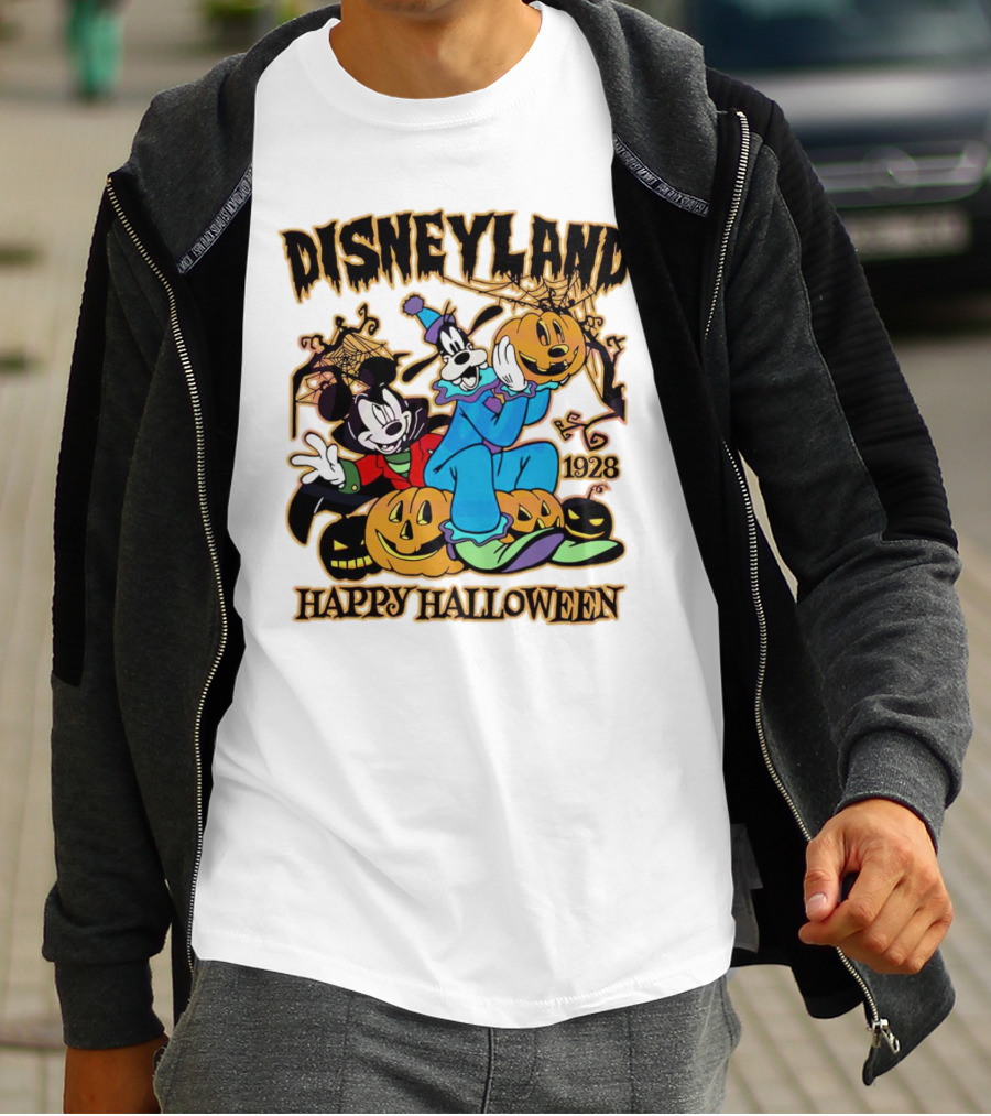 Disneyland Happy Halloween 1928 Mickey Goofy Pumpkins T-Shirt