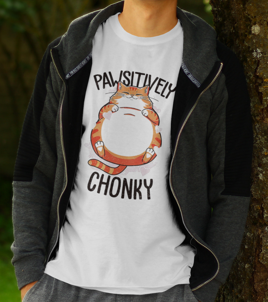 Pawsitively Chonky Cat With Hearts And Smiling Orange Tabby T-Shirt