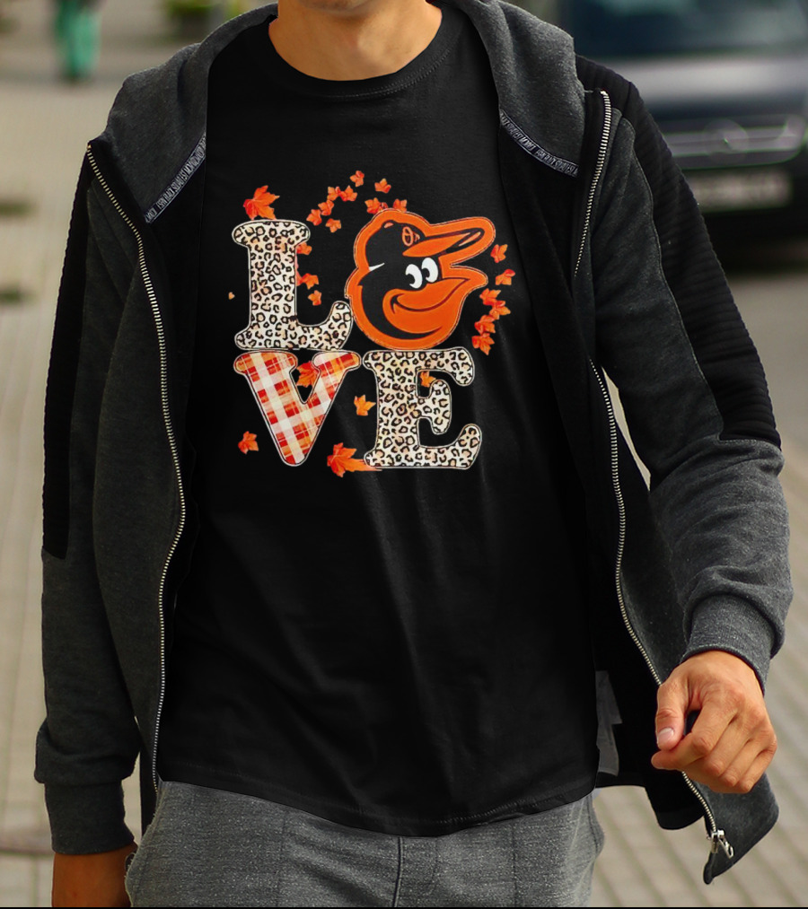 Love Baltimore Orioles Fall Style With Leaves And Classic T-Shirt