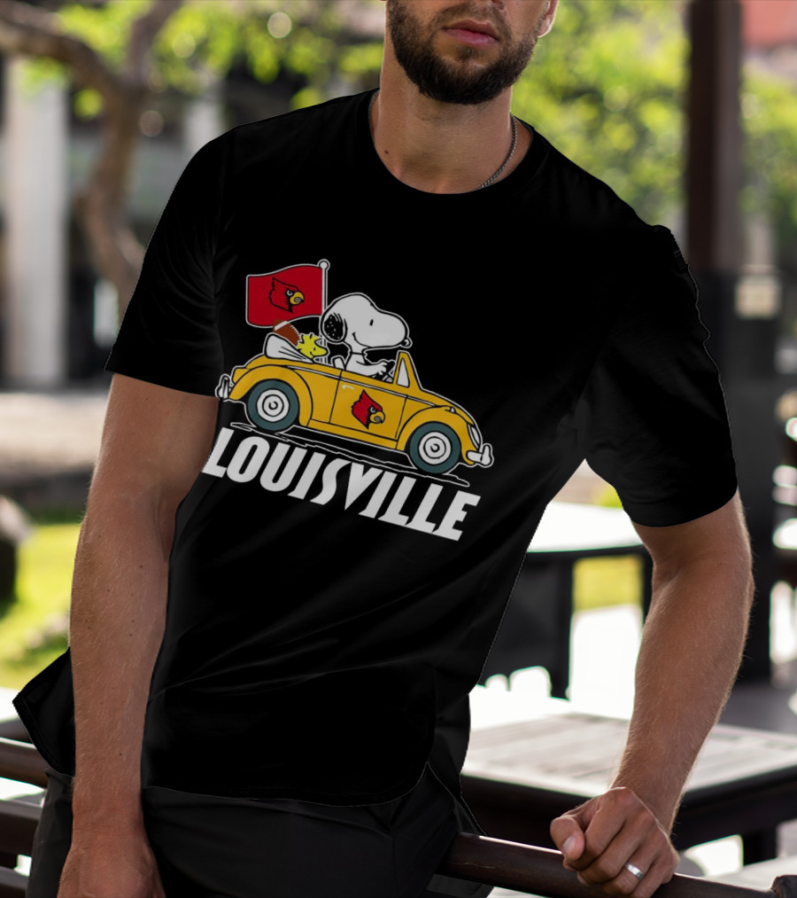 Snoopy And Woodstock Driving Louisville Cardinals Car T-Shirt